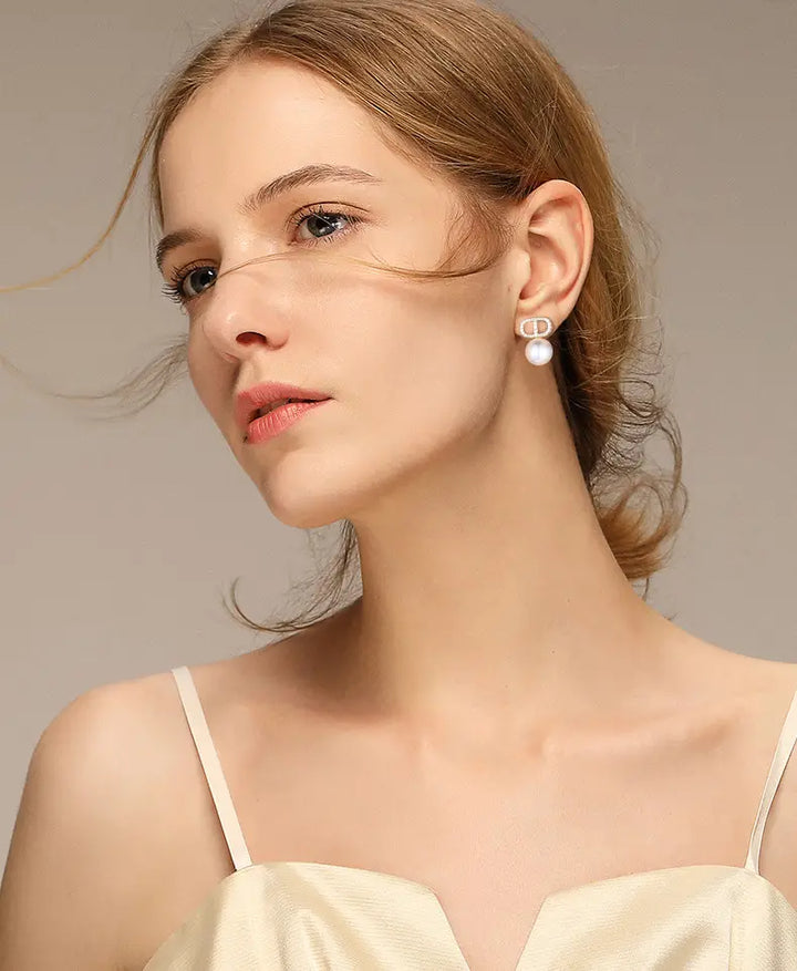 Élise Pearl Earrings